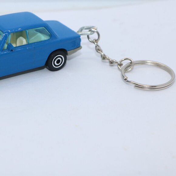 Matchbox 1969 BMW custom keychain 1/64 scale - Picture 5 of 5